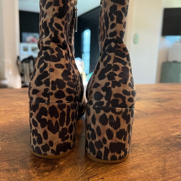 Urban Outfitters size 8 leopard print boots. Gently used. No scuffs or stains. - Picture 3 of 4